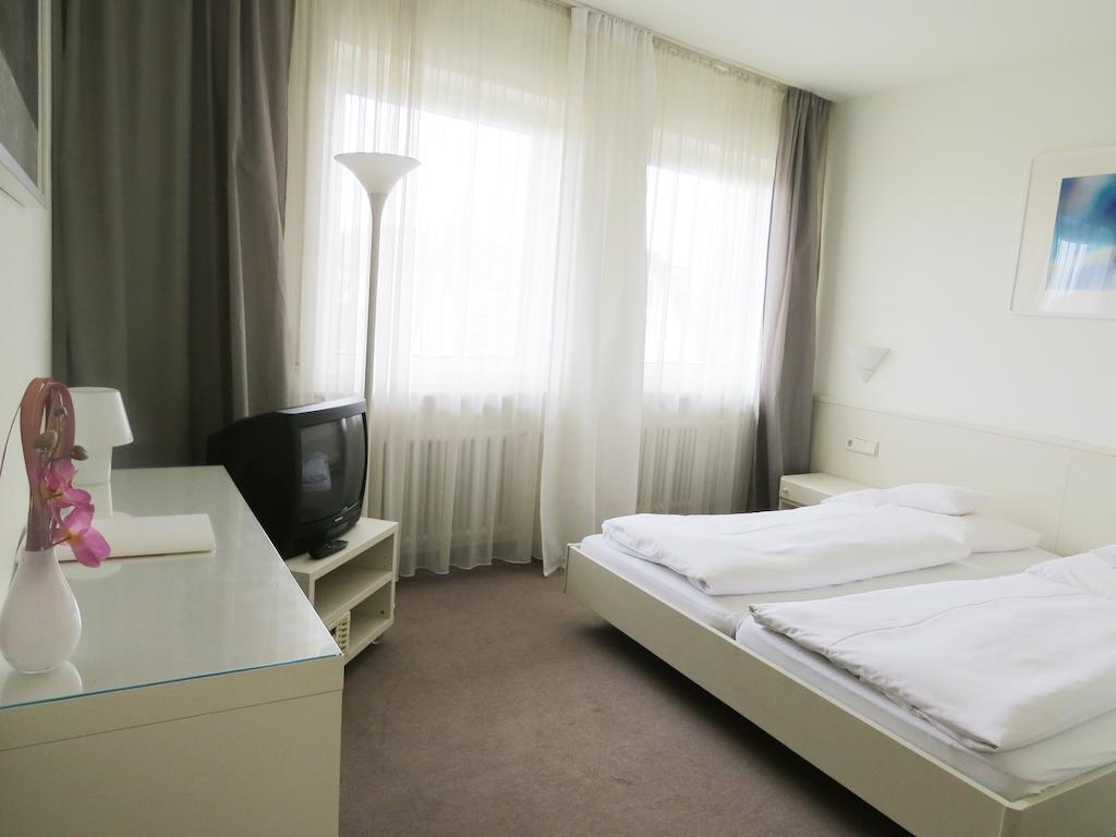 Hotel & Restaurant Die Linde Wangen  الغرفة الصورة